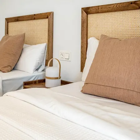 Sb4bb - Apotel Mesas By Roomservices Apartment