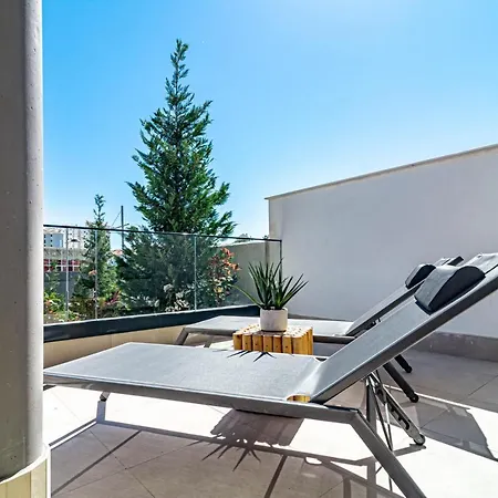Sb4bb - Apotel Mesas By Roomservices Apartment *